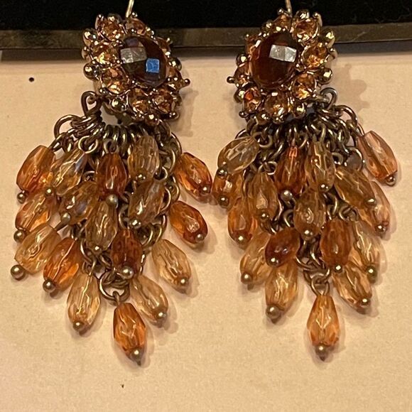 LC Lauren Conrad Chandelier champagne colour earrings - Picture 1 of 6